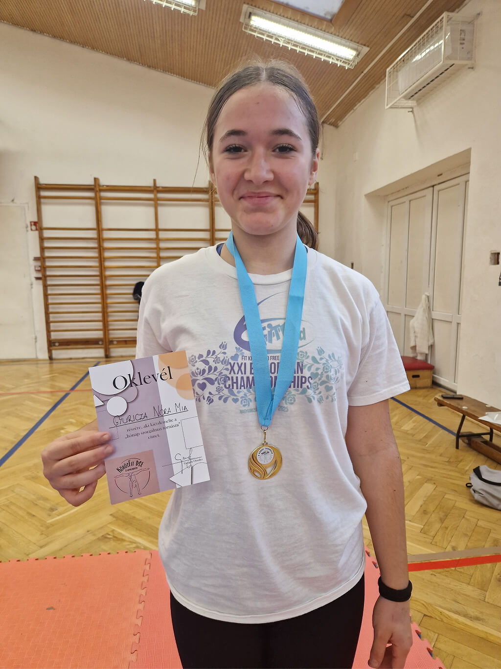 25november-gyuricza-nora